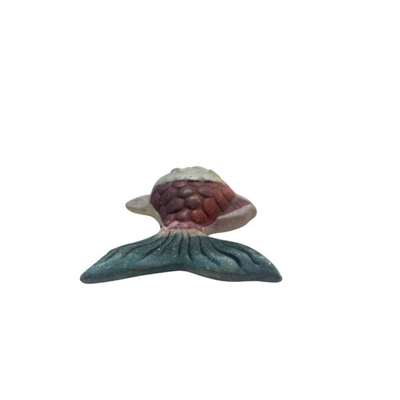 Handcrafted Ceramic Fish Magnet With Multicolor Design For Home Decor Or Refrige - Picture 5 of 5